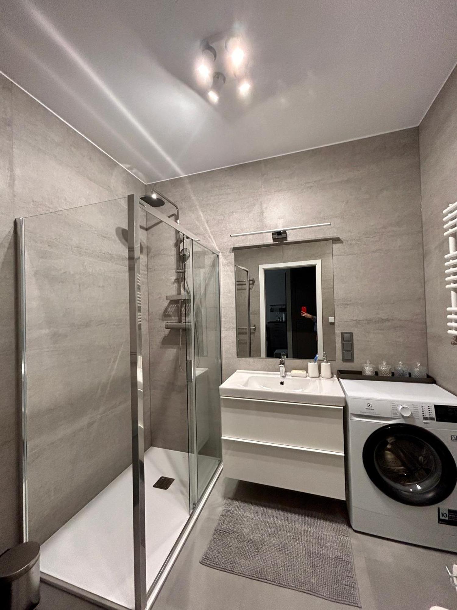 Boleslaviaapartments - Apartament Merci 4, Private Parking Free, Air Condition Boleslawiec  Kültér fotó